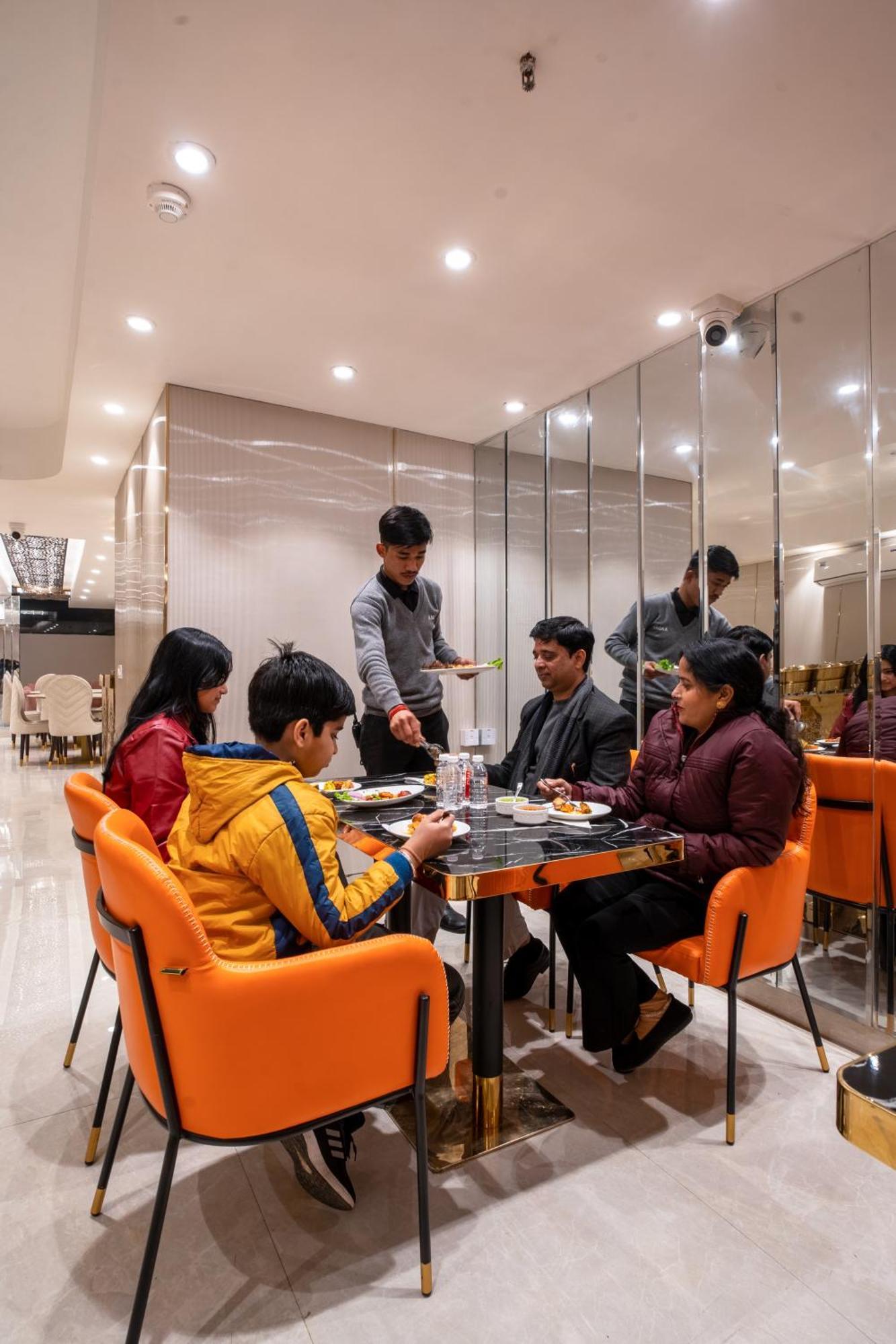 Hotel Ginger Palace Delhi Airport New Delhi Buitenkant foto